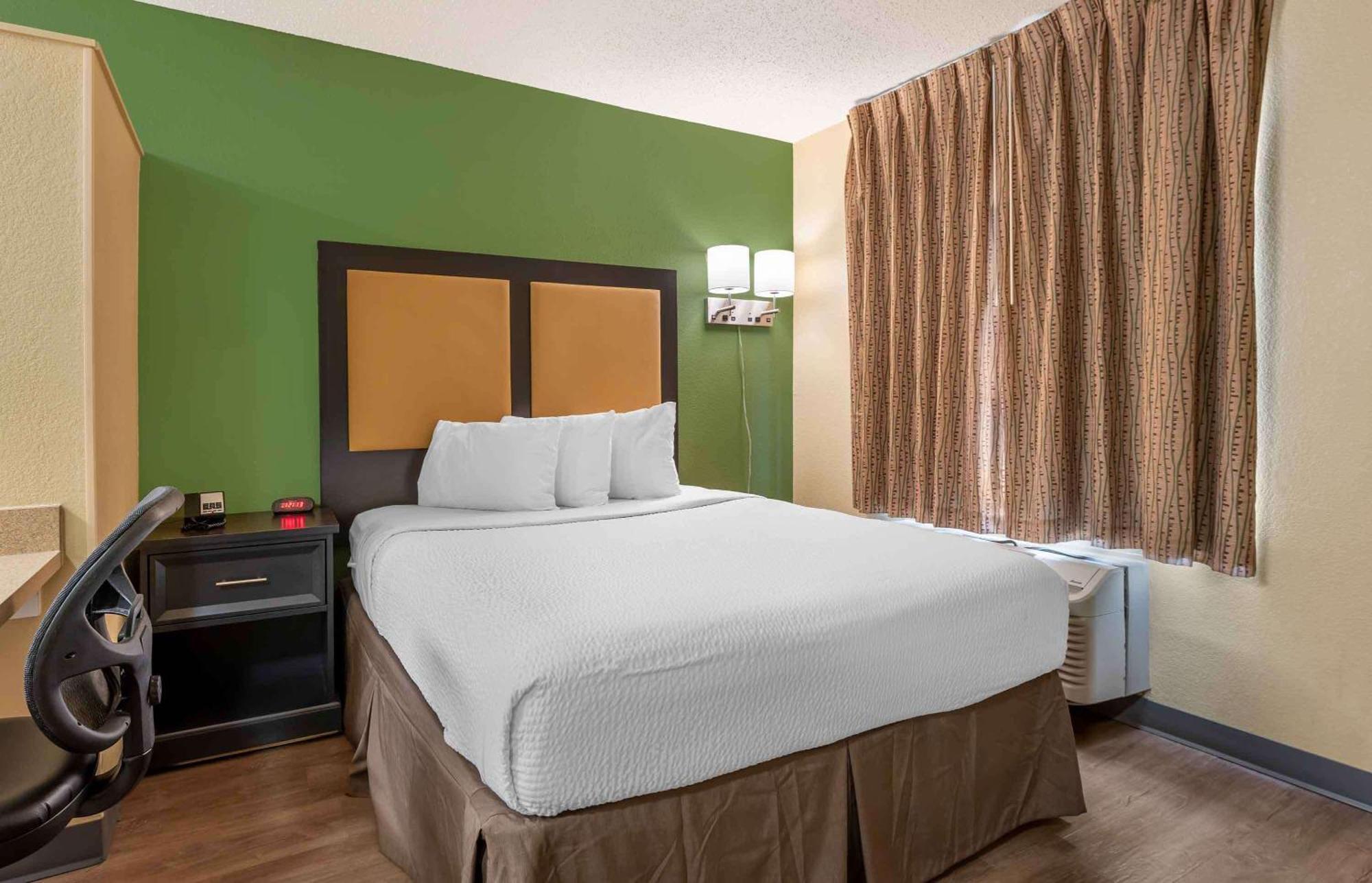Extended Stay America Select Suites - Chicago - Downers Grove Exterior foto
